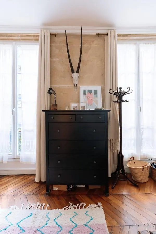 Urban & Stylish Republique!