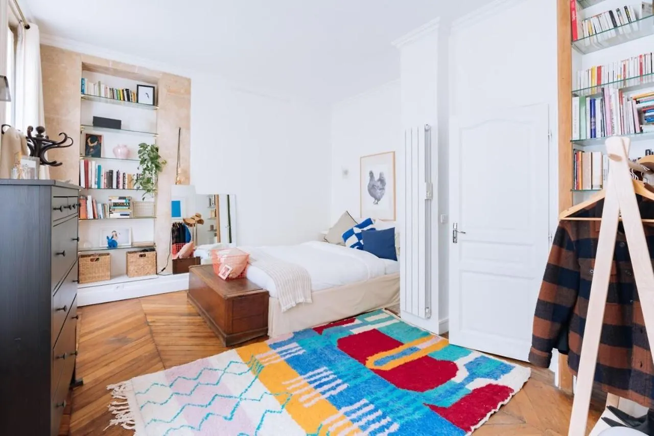 Urban & Stylish Republique! Apartment Paris